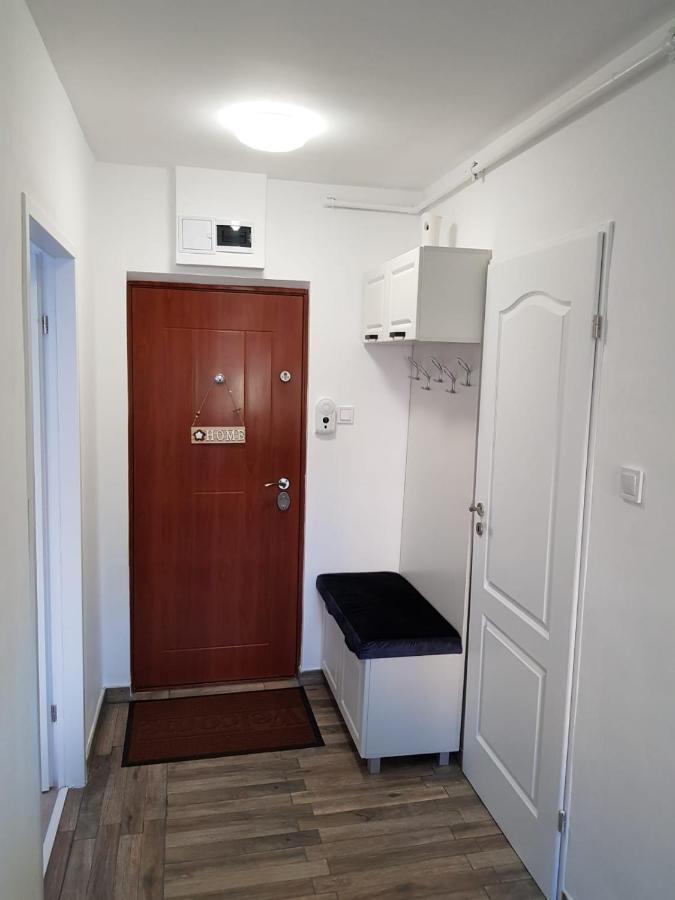 Apartamento Savas Studio Braşov Exterior foto